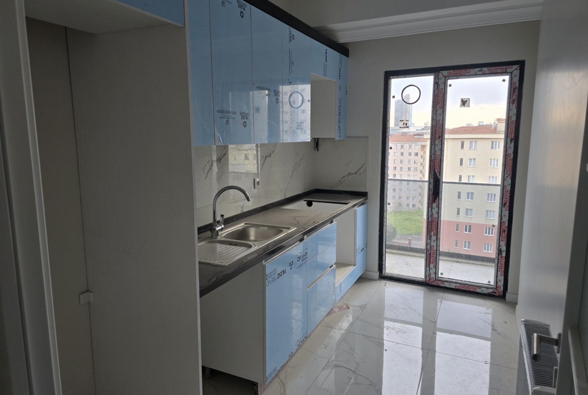 ŞERİF ALİ’DE SİTE İÇİNDE SATILIK2+1 DAİRE.