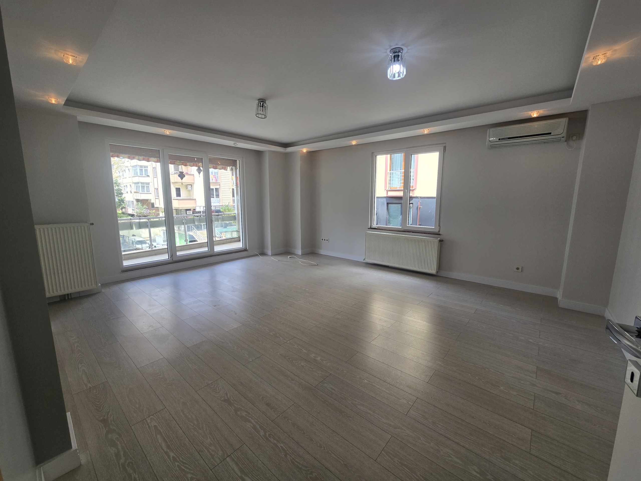 1000309517 ÜMRANİYE ŞERİF ALİ ELALMIŞ CADDESİN’DE TERASLI SATILIK DAİRE