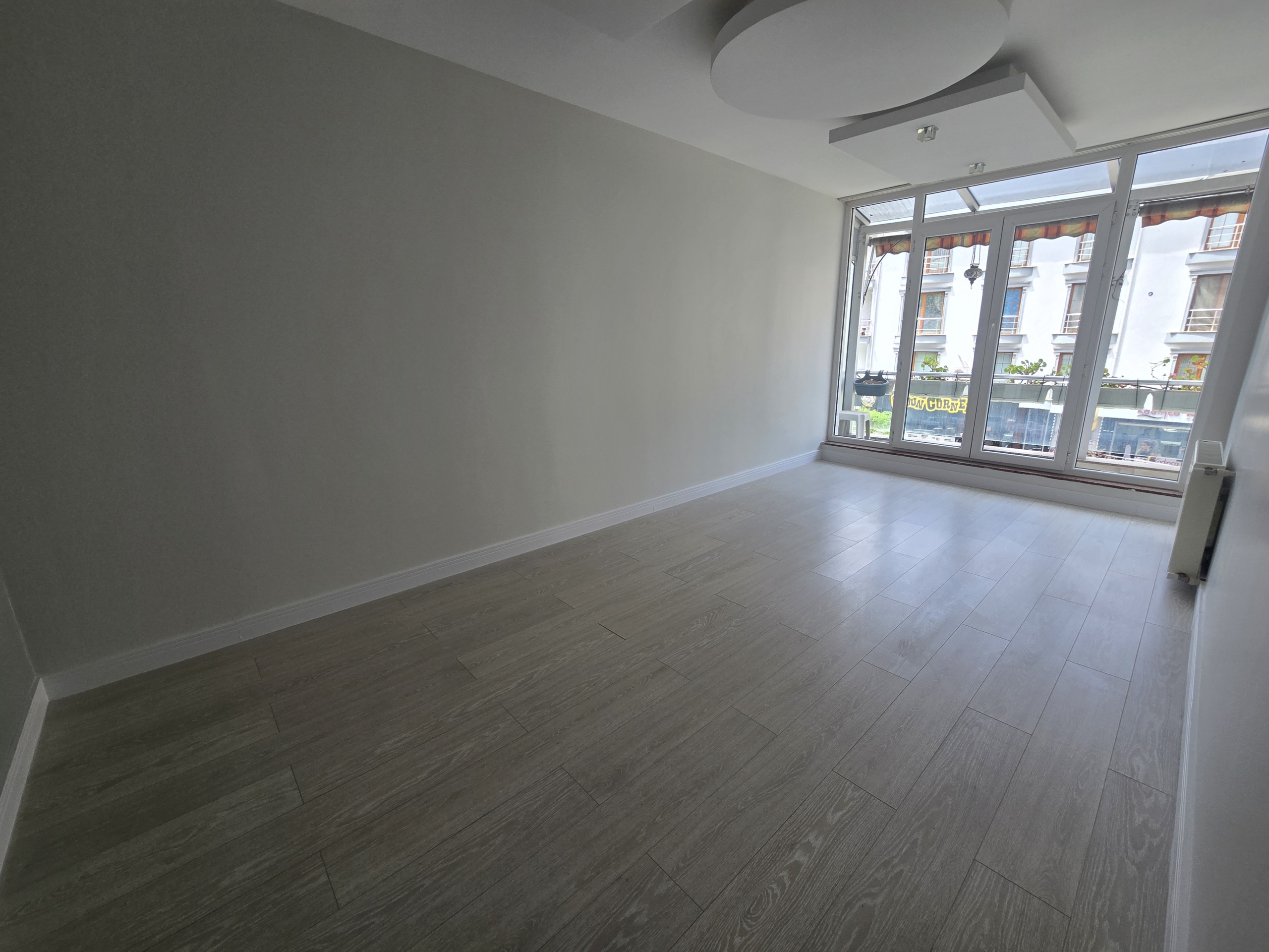 1000309524 ÜMRANİYE ŞERİF ALİ ELALMIŞ CADDESİN’DE TERASLI SATILIK DAİRE