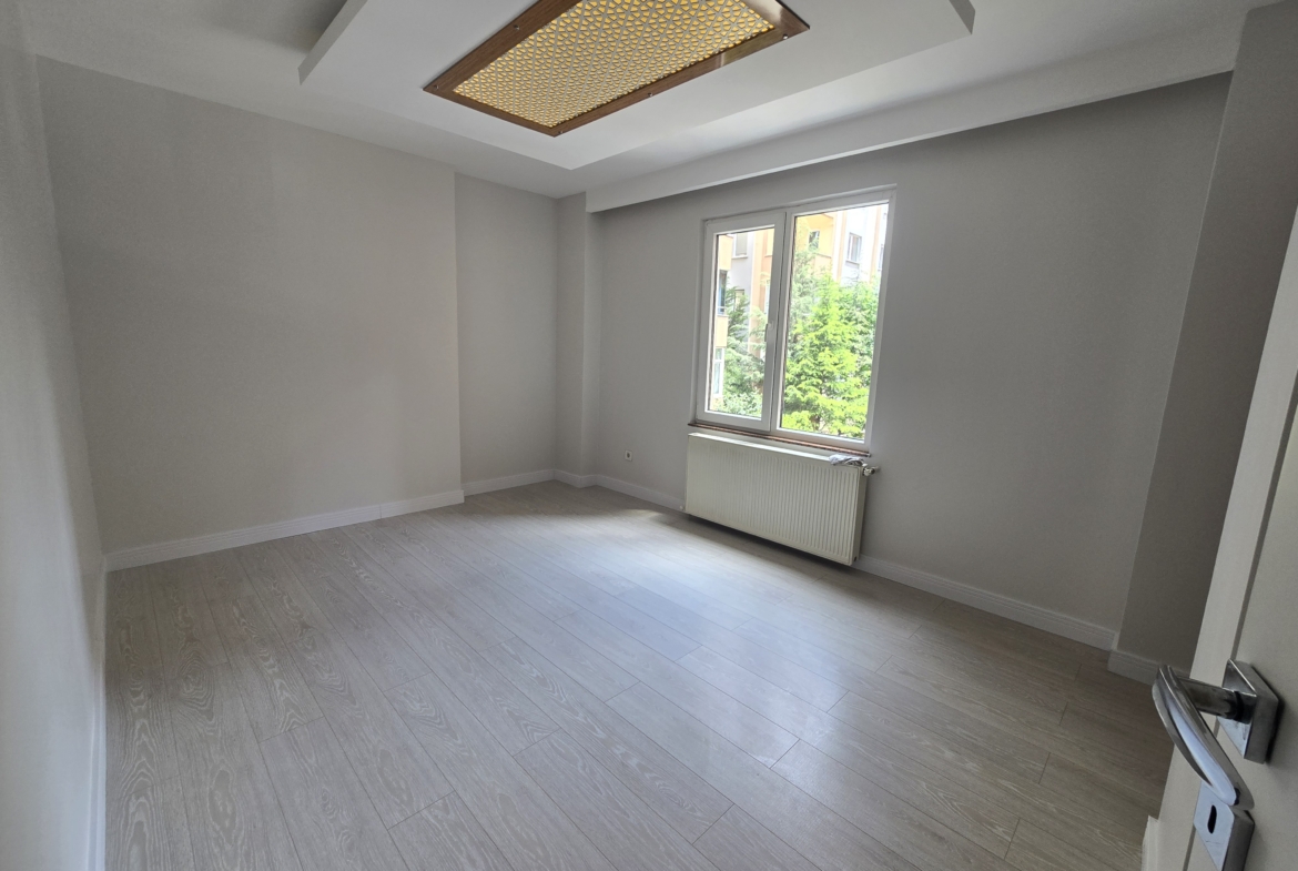 ÜMRANİYE ŞERİF ALİ ELALMIŞ CADDESİN’DE TERASLI SATILIK DAİRE