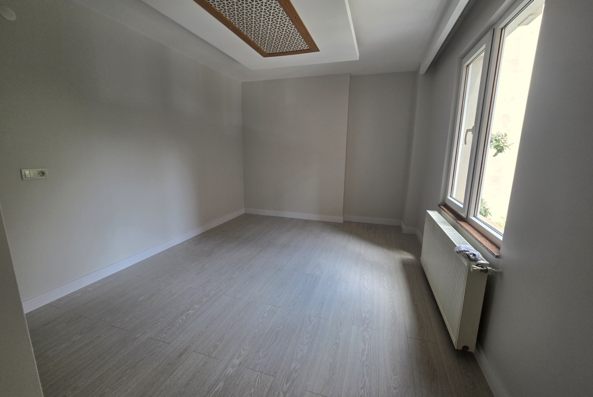 ÜMRANİYE ŞERİF ALİ ELALMIŞ CADDESİN’DE TERASLI SATILIK DAİRE