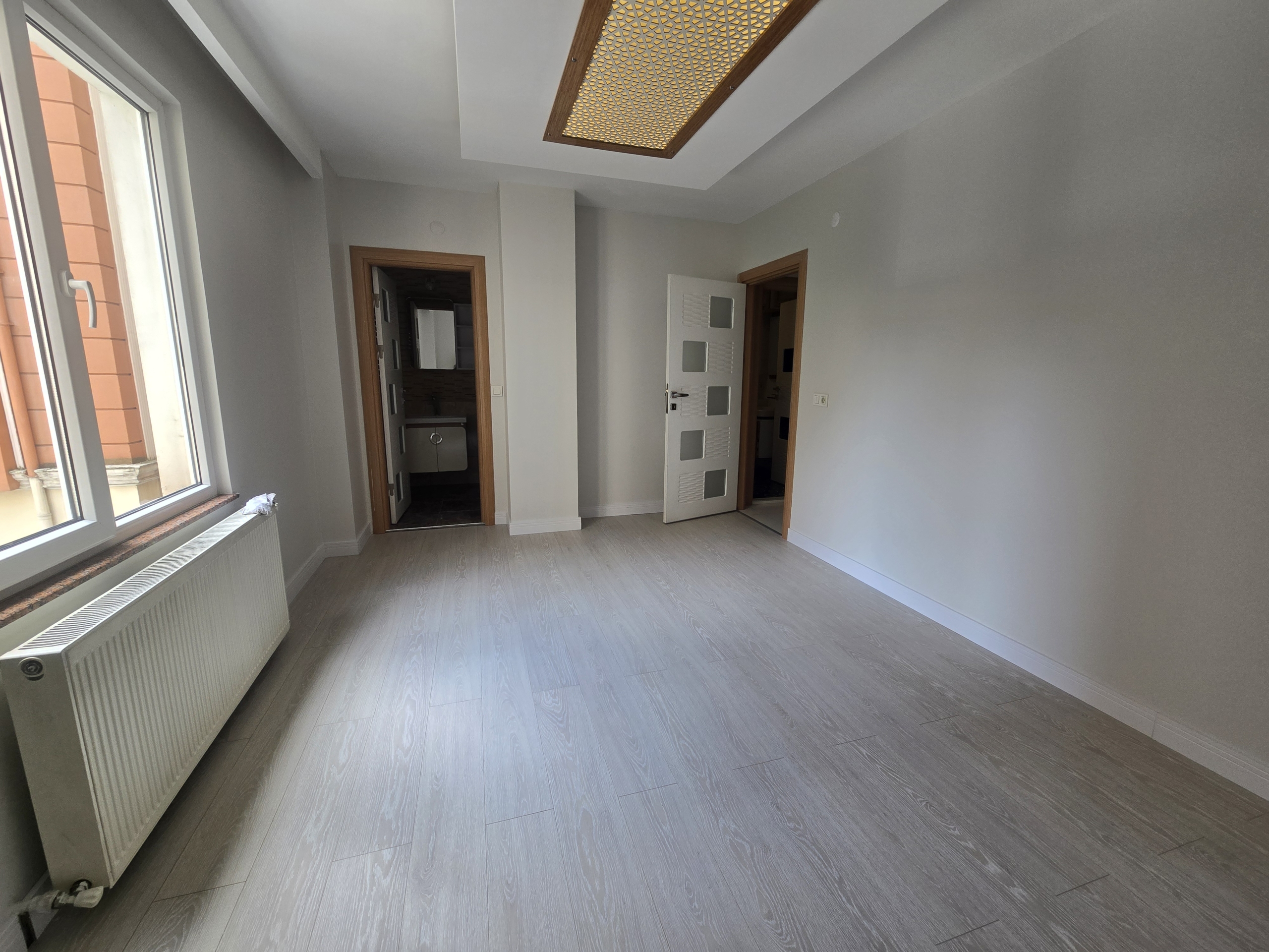 1000309541 ÜMRANİYE ŞERİF ALİ ELALMIŞ CADDESİN’DE TERASLI SATILIK DAİRE