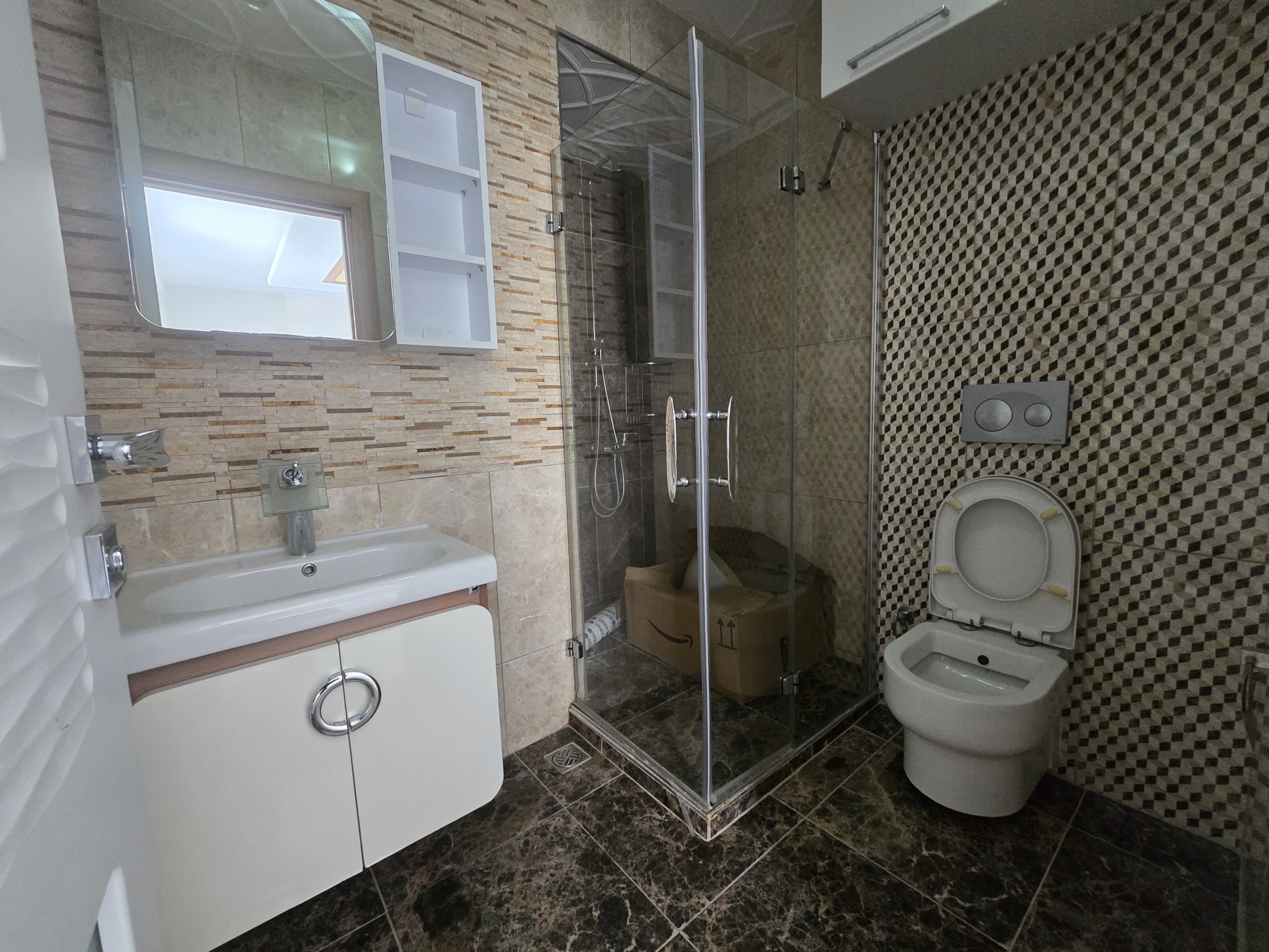 1000309544 ÜMRANİYE ŞERİF ALİ ELALMIŞ CADDESİN’DE TERASLI SATILIK DAİRE