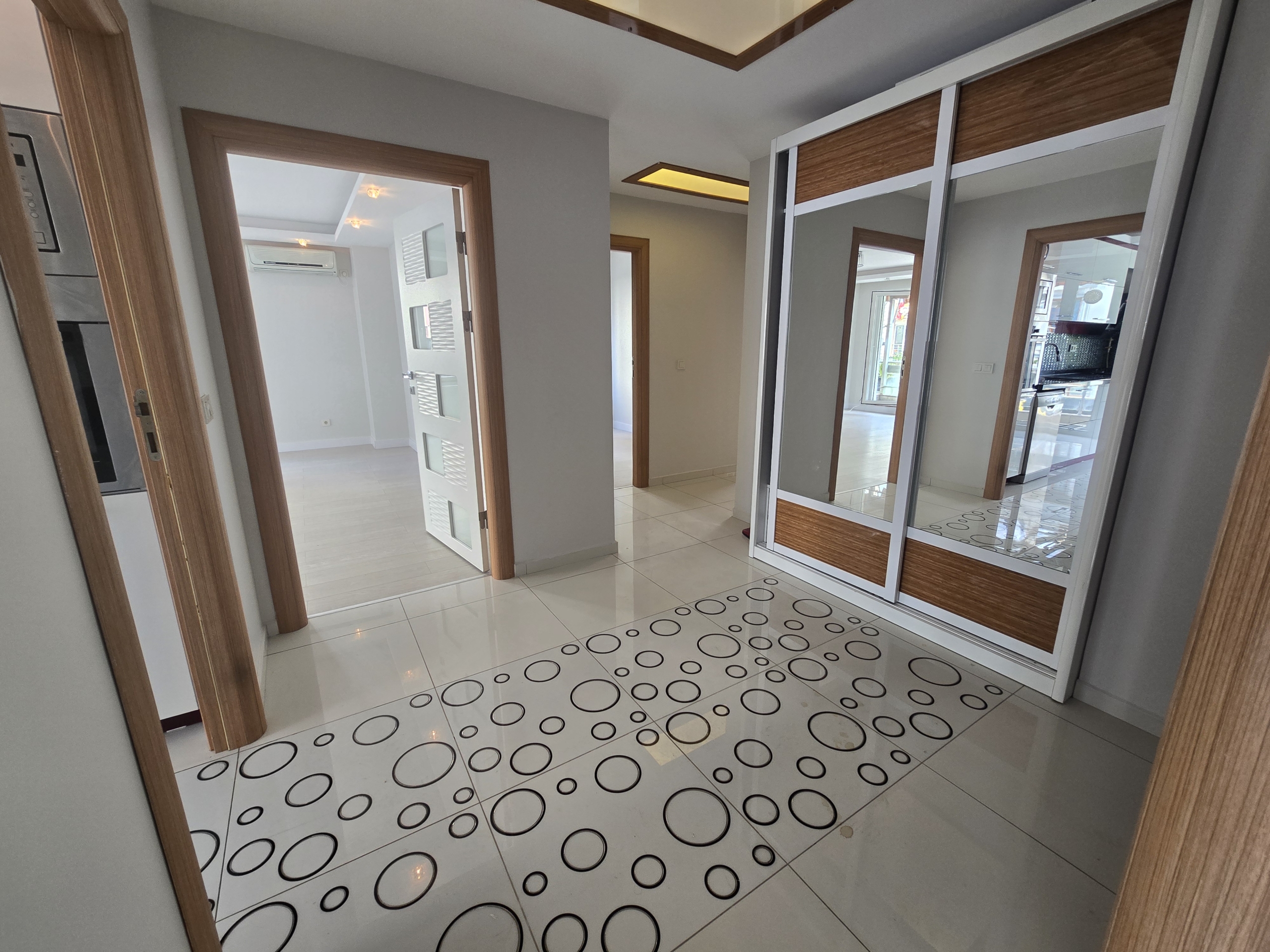 1000309548 ÜMRANİYE ŞERİF ALİ ELALMIŞ CADDESİN’DE TERASLI SATILIK DAİRE