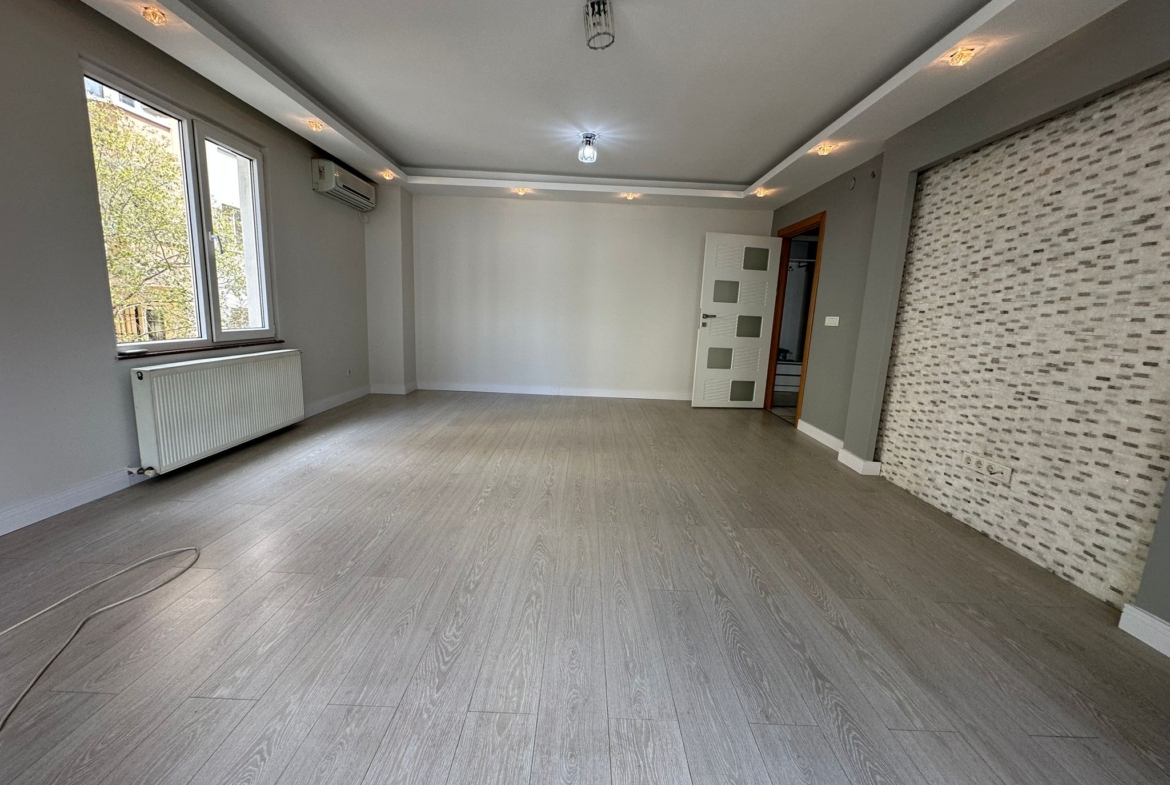 ÜMRANİYE ŞERİF ALİ ELALMIŞ CADDESİN’DE TERASLI SATILIK DAİRE